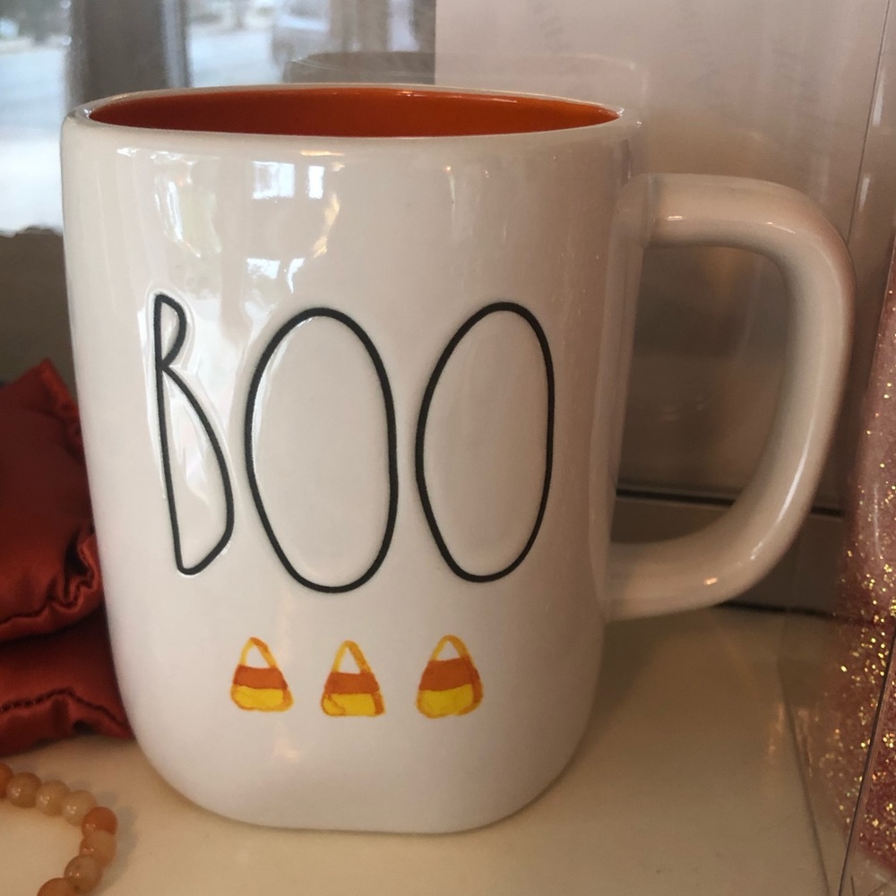 Rae Dunn Boo mug